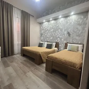 Vanella Domus 2*, Roma Italia