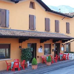 Ferandi Hotel